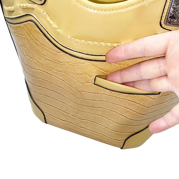 Beuno Yellow Faux Crocodile Shoulder Bag - Picture 15 of 16